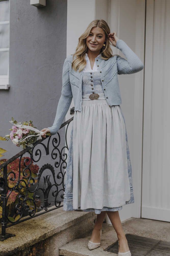 Dirndl Gottseidank x Beo himmelblau