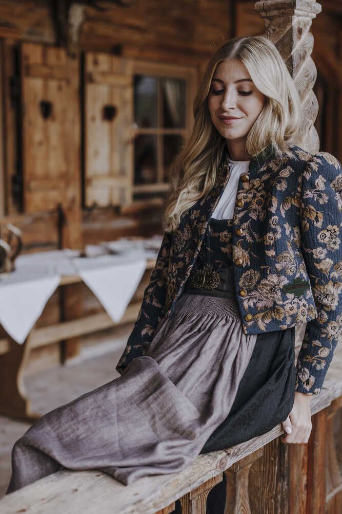 Dirndl Lissi in oxfordblau Detail 03