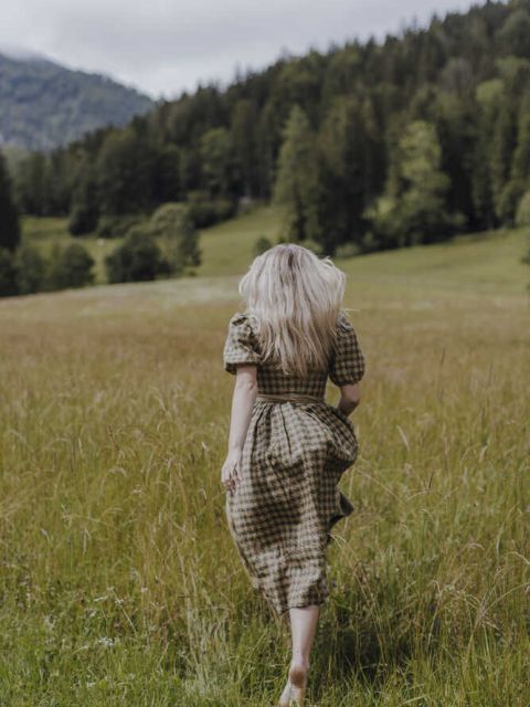 Dirndl Carolina mit Puffarm bronzegrün