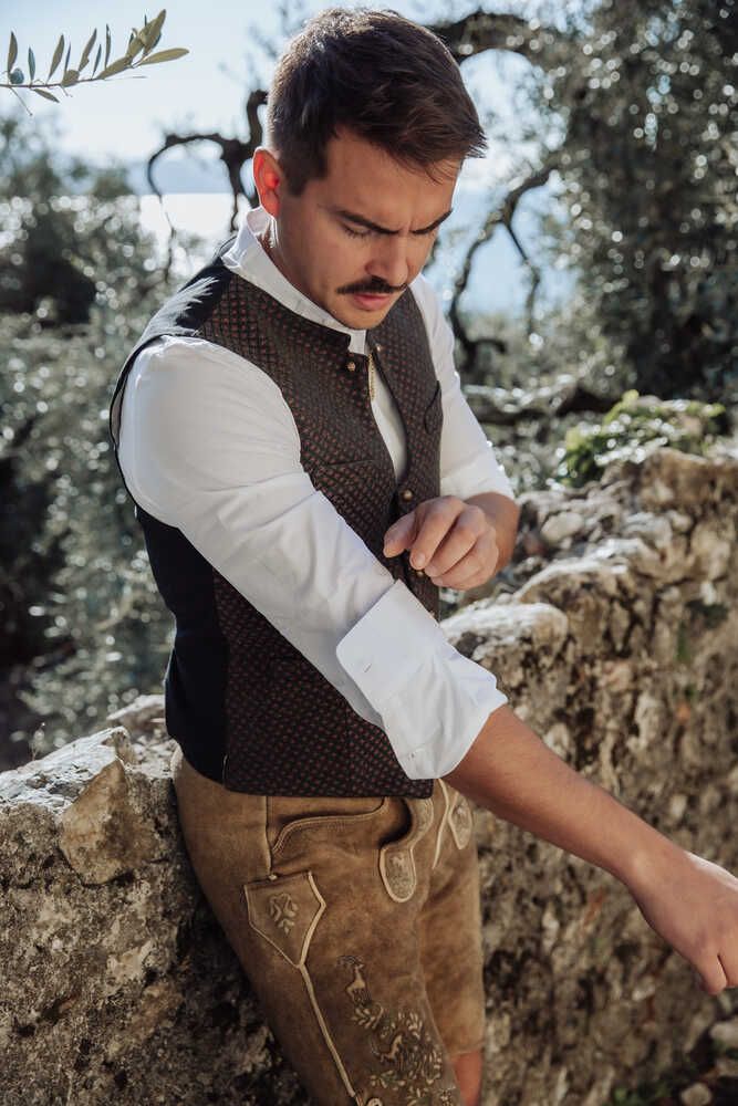 Hirschlederhose von Meindl sämisch gegerbt Detail 02