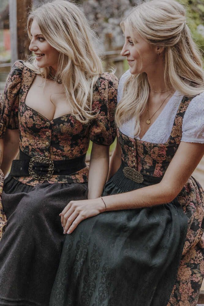 Drindl Annabelle Blumenmuster Detail 02