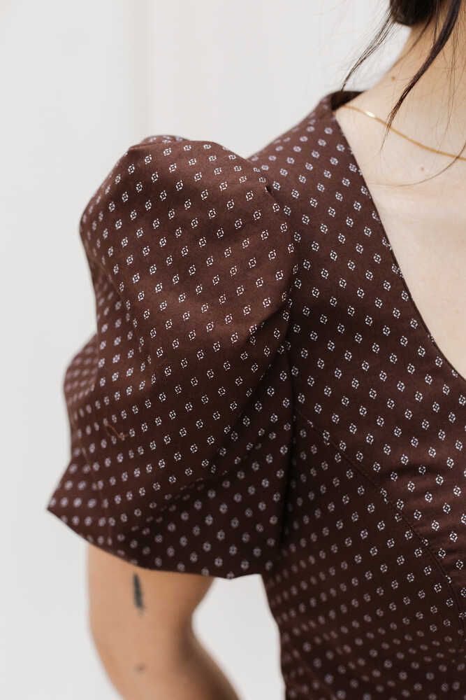 Dirndl Laura Baumwolle braun Detail 04